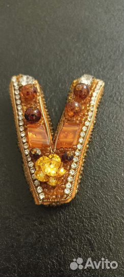 Брошь ручной работы