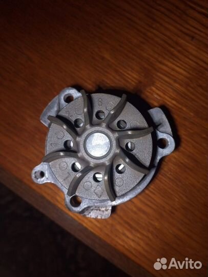 Водяной насос/помпа datsun. в отличном состоянии