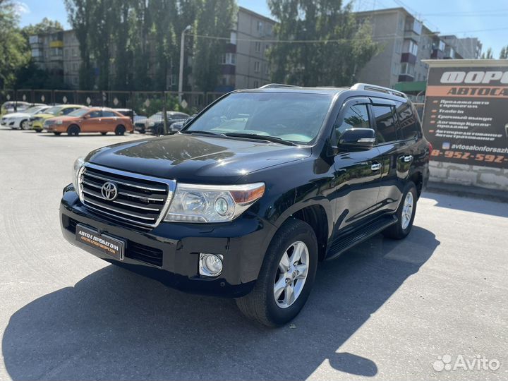 Toyota Land Cruiser, 2011