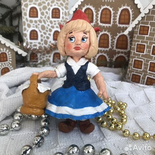 Ватная елочная игрушка Красная шапочка