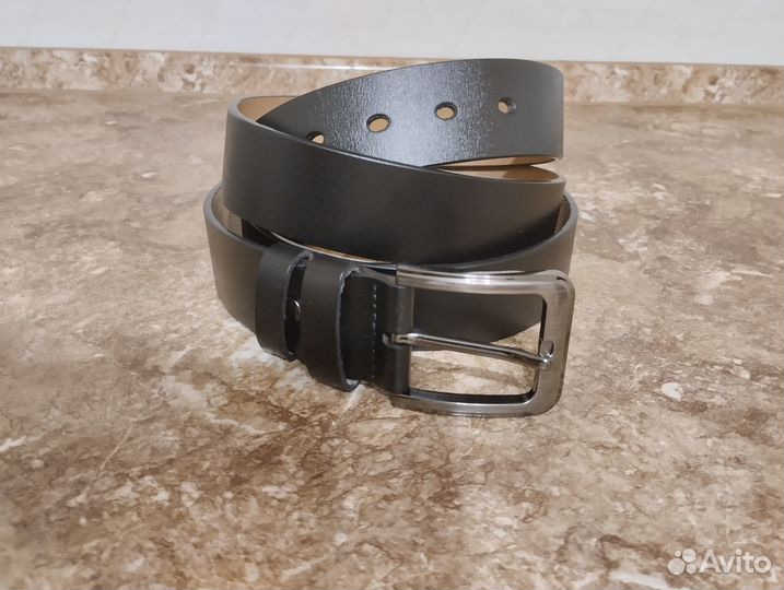 Мужской кожаный ремень