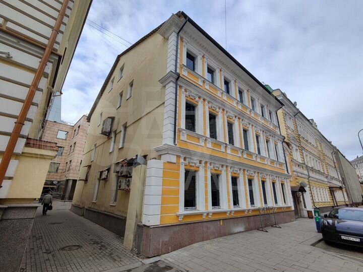 Аренда здания (осз) 1000 м2 м. Новокузнецкая (цао)