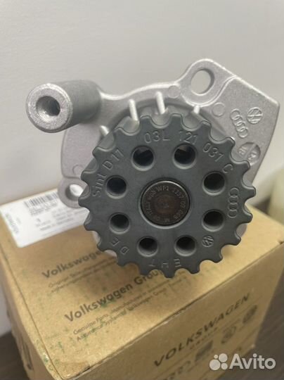 Водяной насос помпа дизель VAG