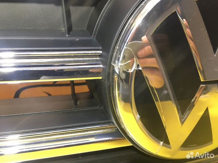 Решетка радиатора Volkswagen Touareg 3 2018-2021