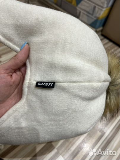 Зимняя шапка на девочку