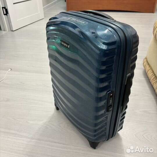 Чемодан samsonite