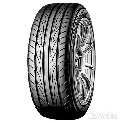 Yokohama Advan Fleva V701 215/40 R18 89W