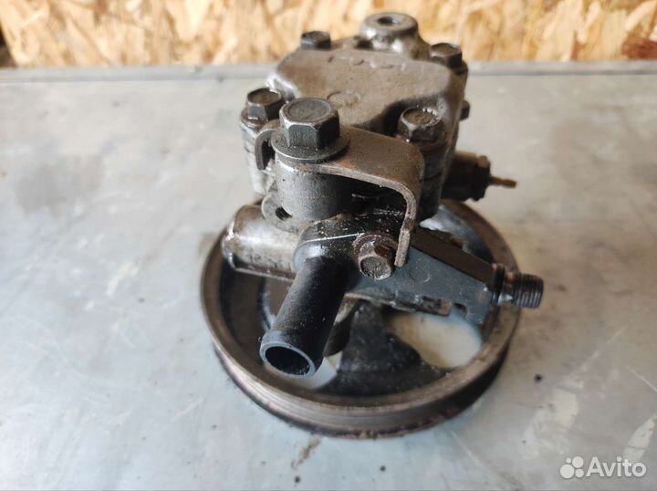 Mitsubishi Legnum Galant гур Насос гидроусилитель