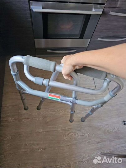 Ходунки E 0002