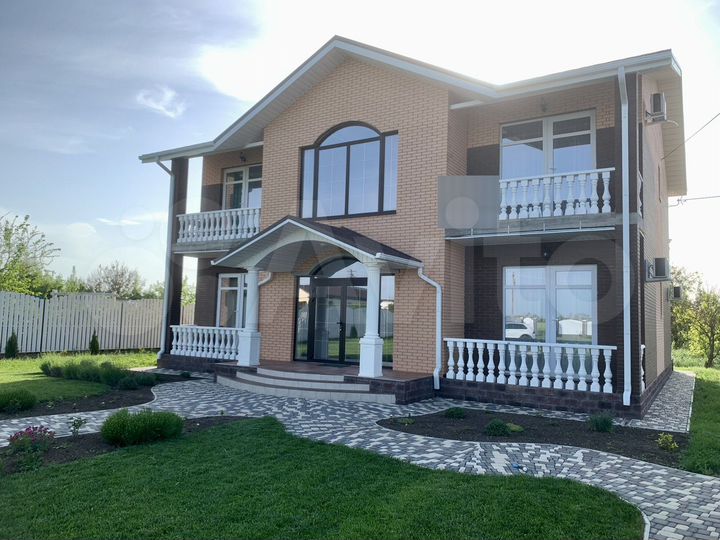 Дом 300 м² на участке 20 сот.