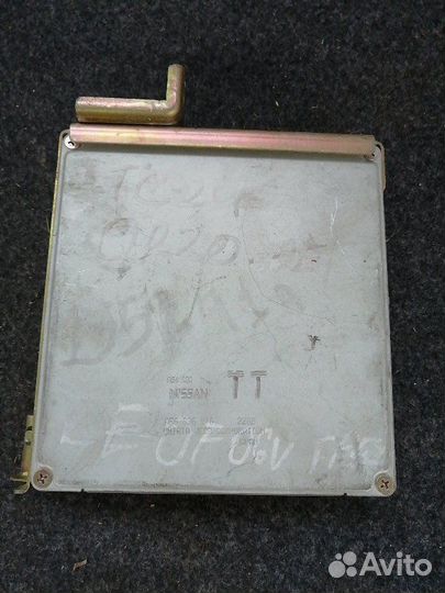 Блок управления двигателем Nissan Serena C24 QR20
