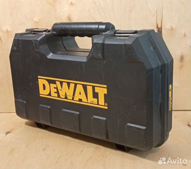Прокат. Шуруповёрт DeWalt DCD 730 L2