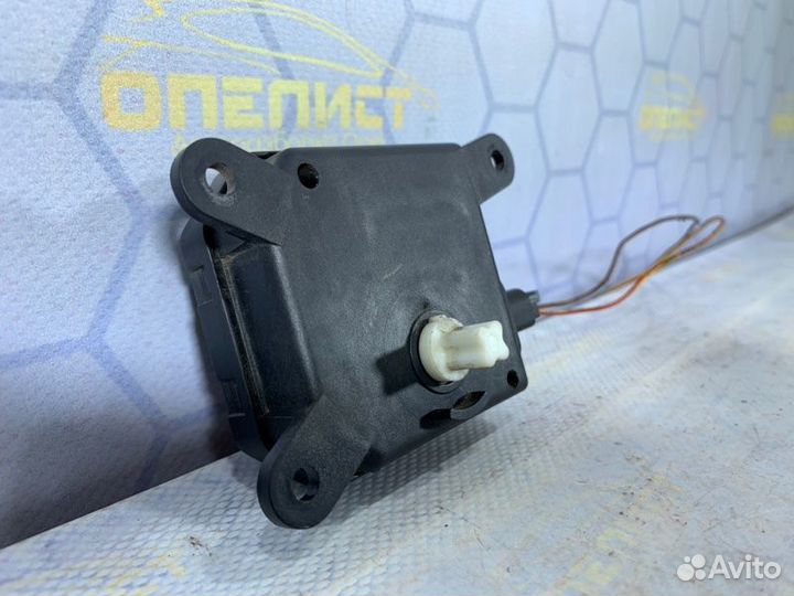 Сервопривод заслонки печки Opel Astra H Z16XEP