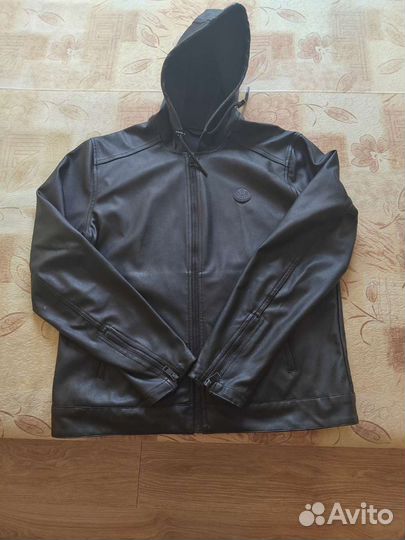 Продам куртку