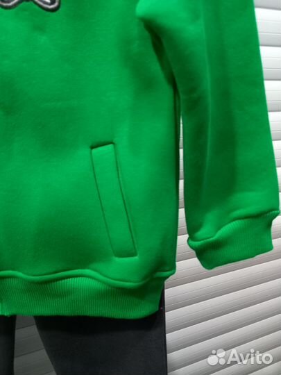 Костюм новыйдля девочки 98/104