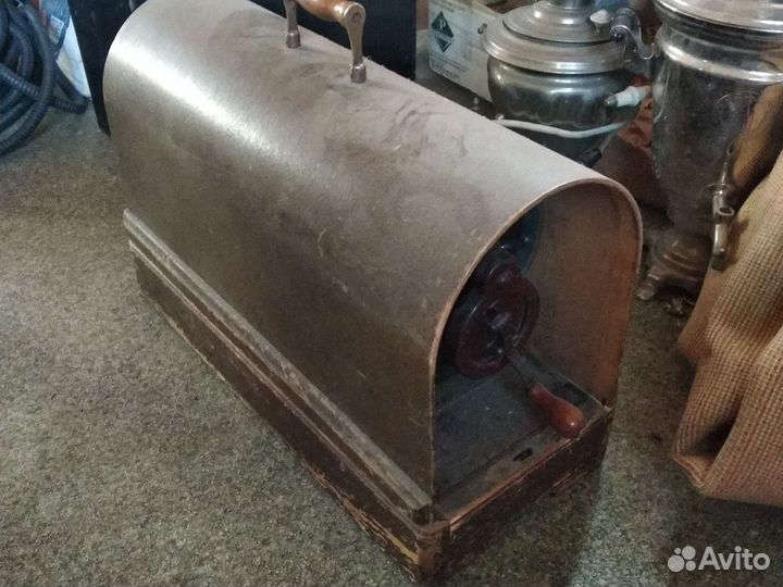 Швейная машина Singer