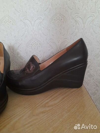 Туфли чёрного цвета кожа