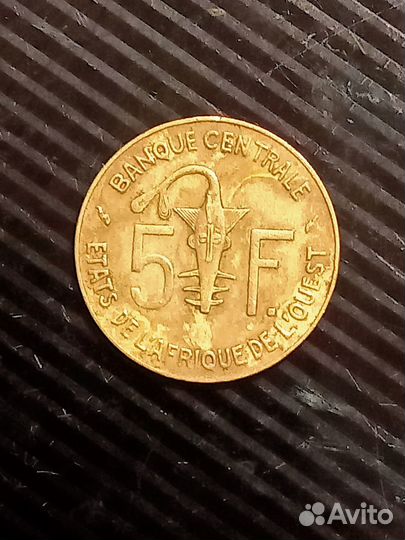 Монета Западной Африки 5 франков 1991