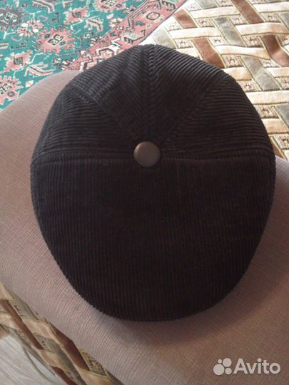 Мужские шапки и перчатки