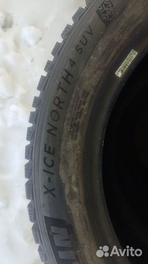 Michelin X-Ice North 4 235/55 R19