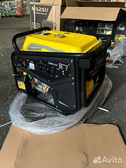Профессиональный Бензиновый генератор 5.5 квт эле