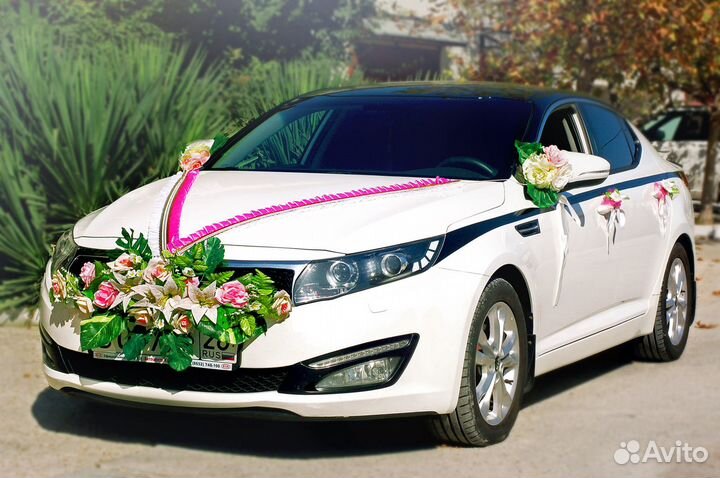 Свадебное украшение для машины цветы