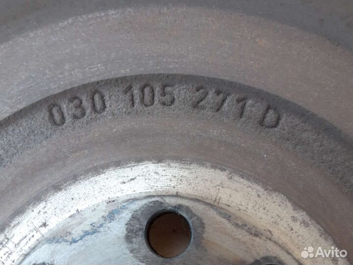 Маховик 037105253D Volkswagen Polo