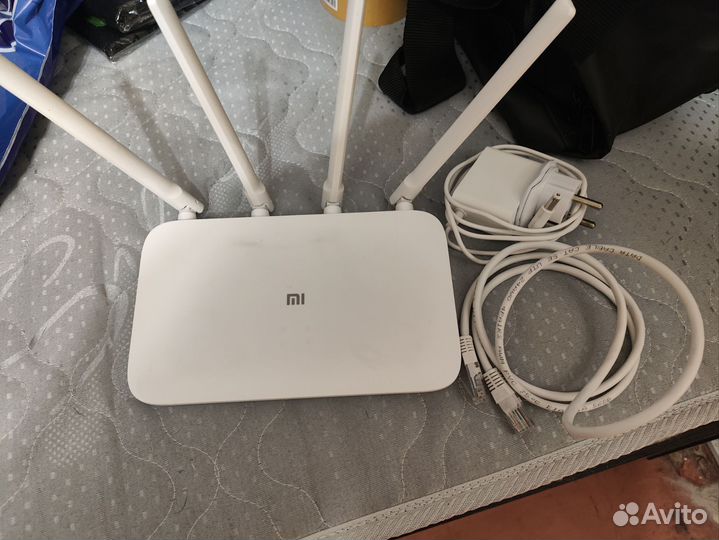 Роутер Xiaomi Mi Wi-Fi Router 4A Gigabit Edition