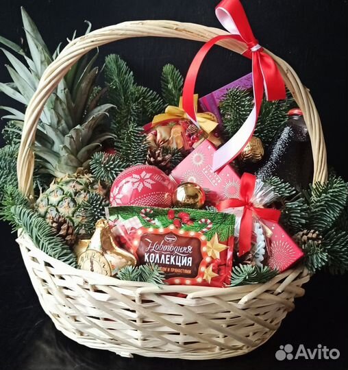Новогодние подарки. Подарочные корзины