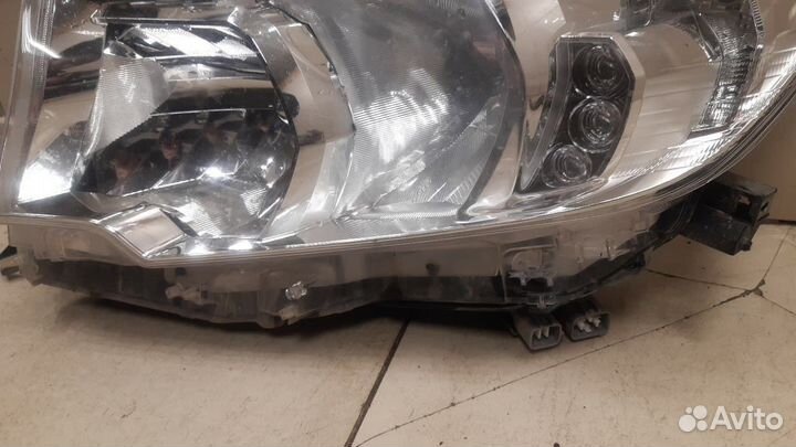 Фара левая Toyota Land Cruiser Prado