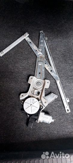 Стеклоподъемник Митцубиси Лансер 10