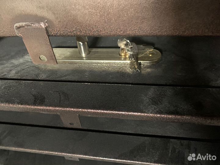 Дверь металлическая квартирная/1200, полотно 900