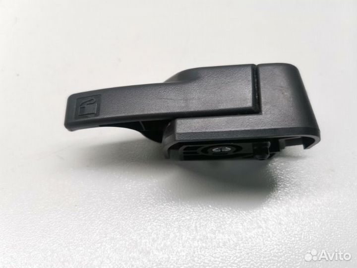 Ручка лючка бензобака Mitsubishi Outlander 3 2.0