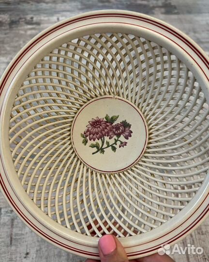 Сухарница фарфор