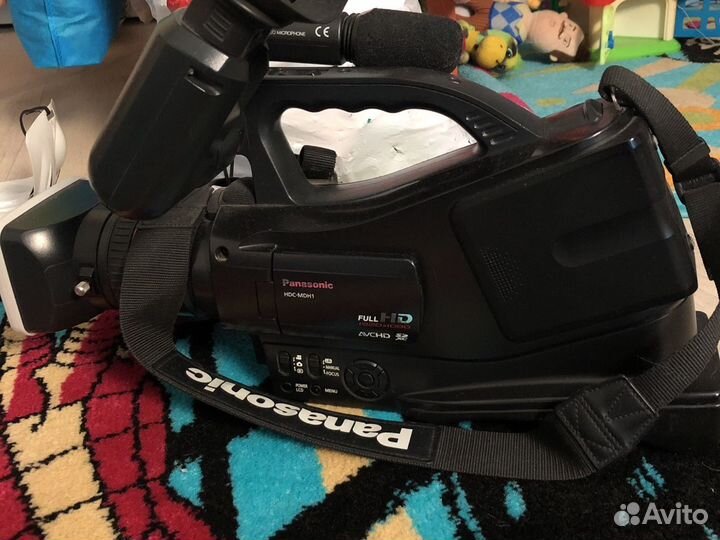 Видеокамера Panasonic MDH1