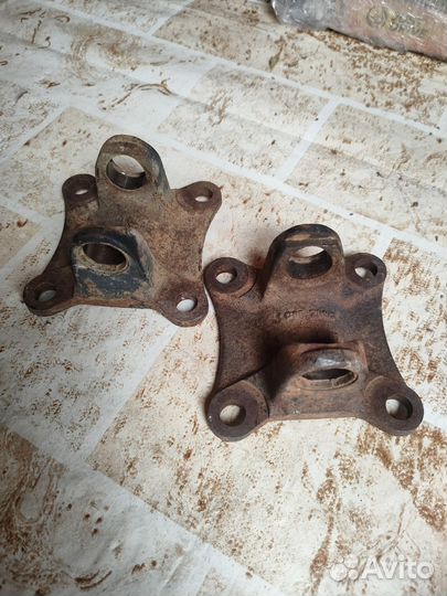 Фланец кардана заднего привода Рено Дастер