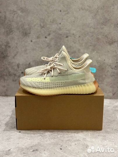 Кроссовки Adidas Yeezy Boost 350 V2