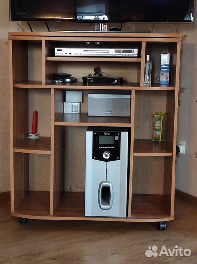 Тумба под телевизор