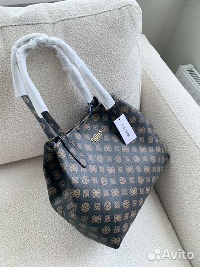 Сумка guess vikky оригинал новая с бирками