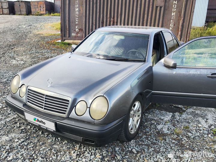 Mercedes-Benz E-класс 2.0 МТ, 1998, 199 856 км