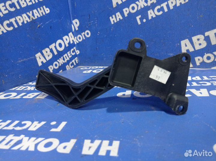 Педаль газа Ford Focus 1 седан 2004