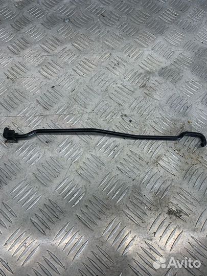 Упор капота LADA Largus