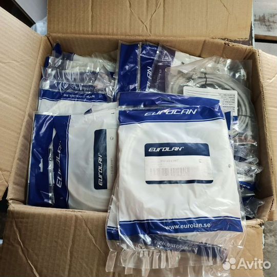 Патч-корд UTP 3м, RJ45Eurolan (21D-U5-03WT)