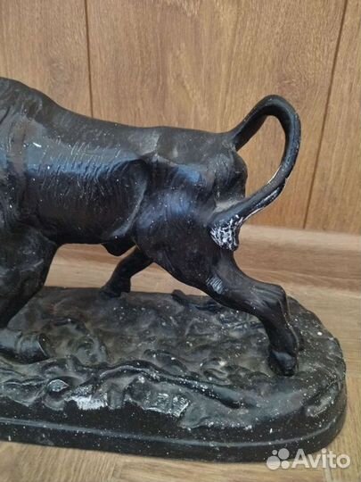 Статуэтка зубр. Бык. Силумин. ссср. Антиквариат