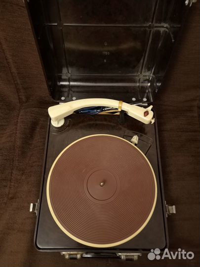 Электропроигрыватель пластинок СССР