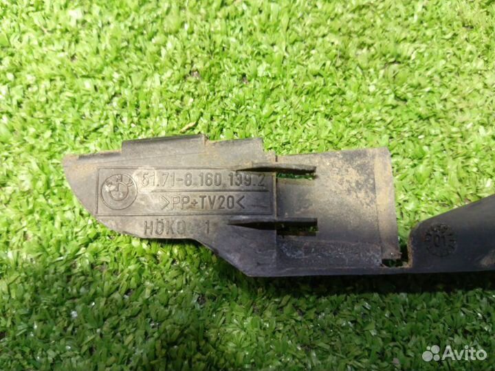 Кронштейн фары Bmw 7 E38 M62B44TU 2001