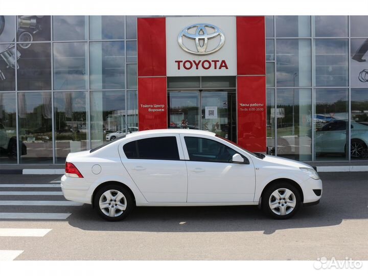 Opel Astra 1.6 МТ, 2014, 140 466 км