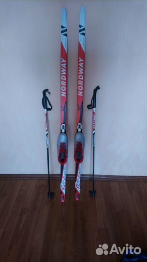 Подростковые лыжи беговые С ботинками nordway 150
