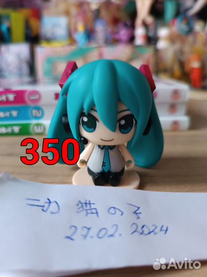 Хатсуне Мику фигурка Miku Hatsune