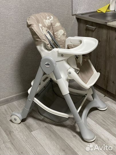 Стульчик для кормления cam